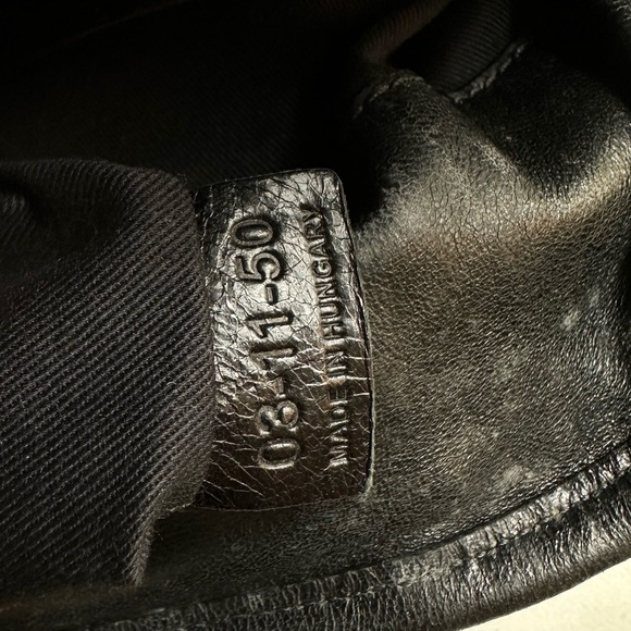 Authentic Chloe - Picture 4 of 7